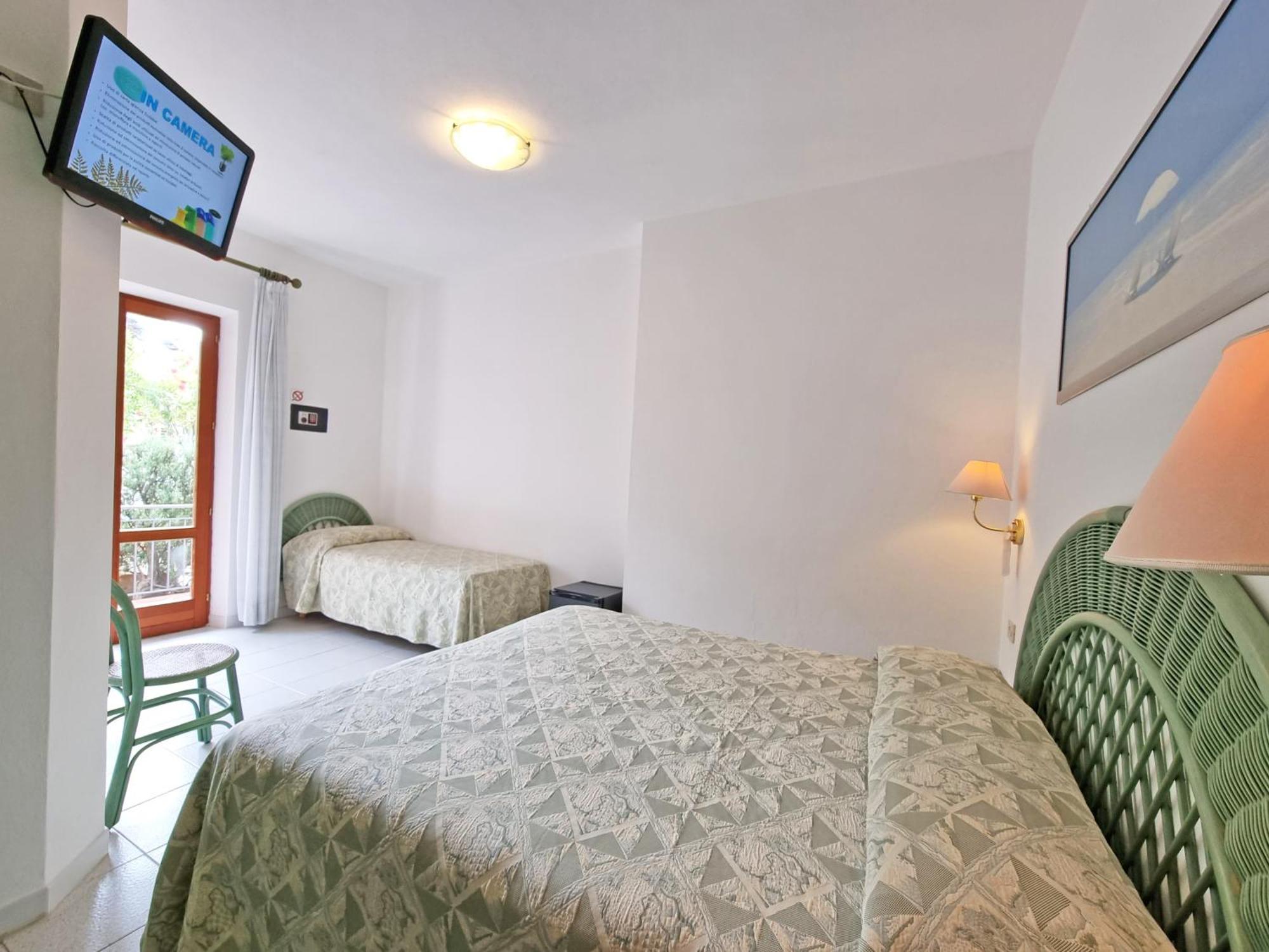 Eco Hotel Montemerlo Фетовая Екстериор снимка
